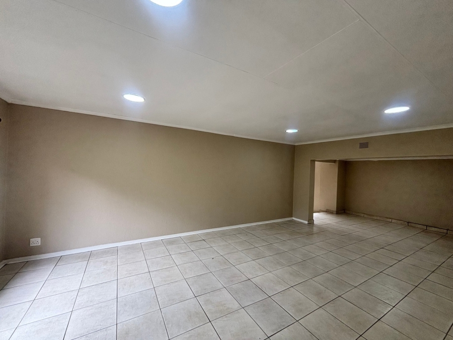 3 Bedroom Property for Sale in La Hoff North West